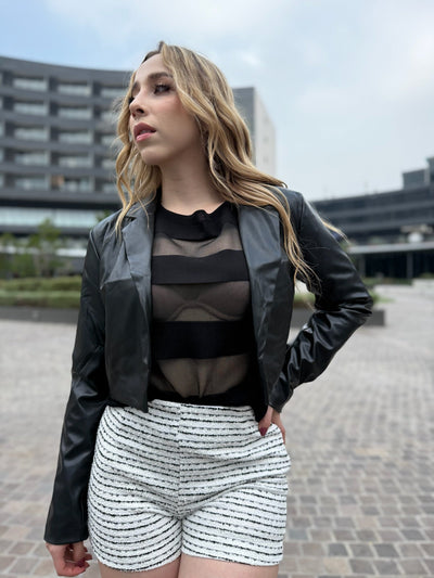 Blazer biker cropped efecto piel - Be Fashion Store