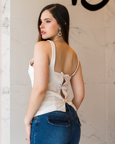 Blusa con detalle moños en espalda - Be Fashion Store