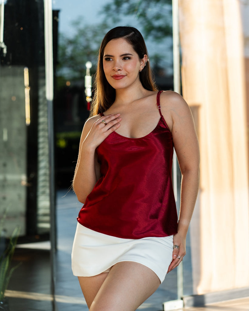 Blusa de satín clásica de tirantes – Be Fashion Store