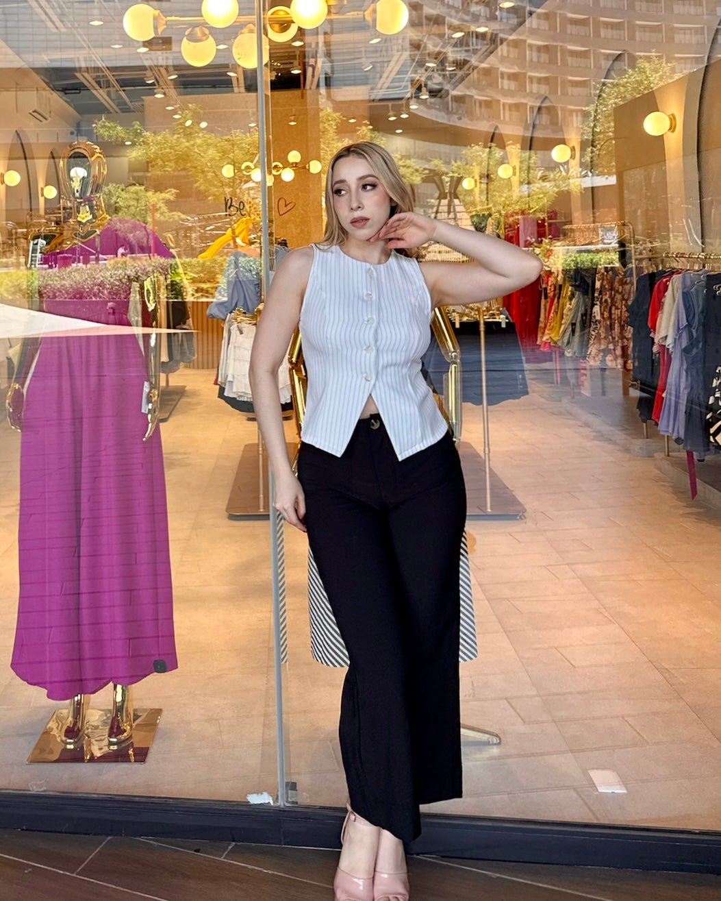 Blusa sin mangas a rayas tipo chaleco - Be Fashion Store