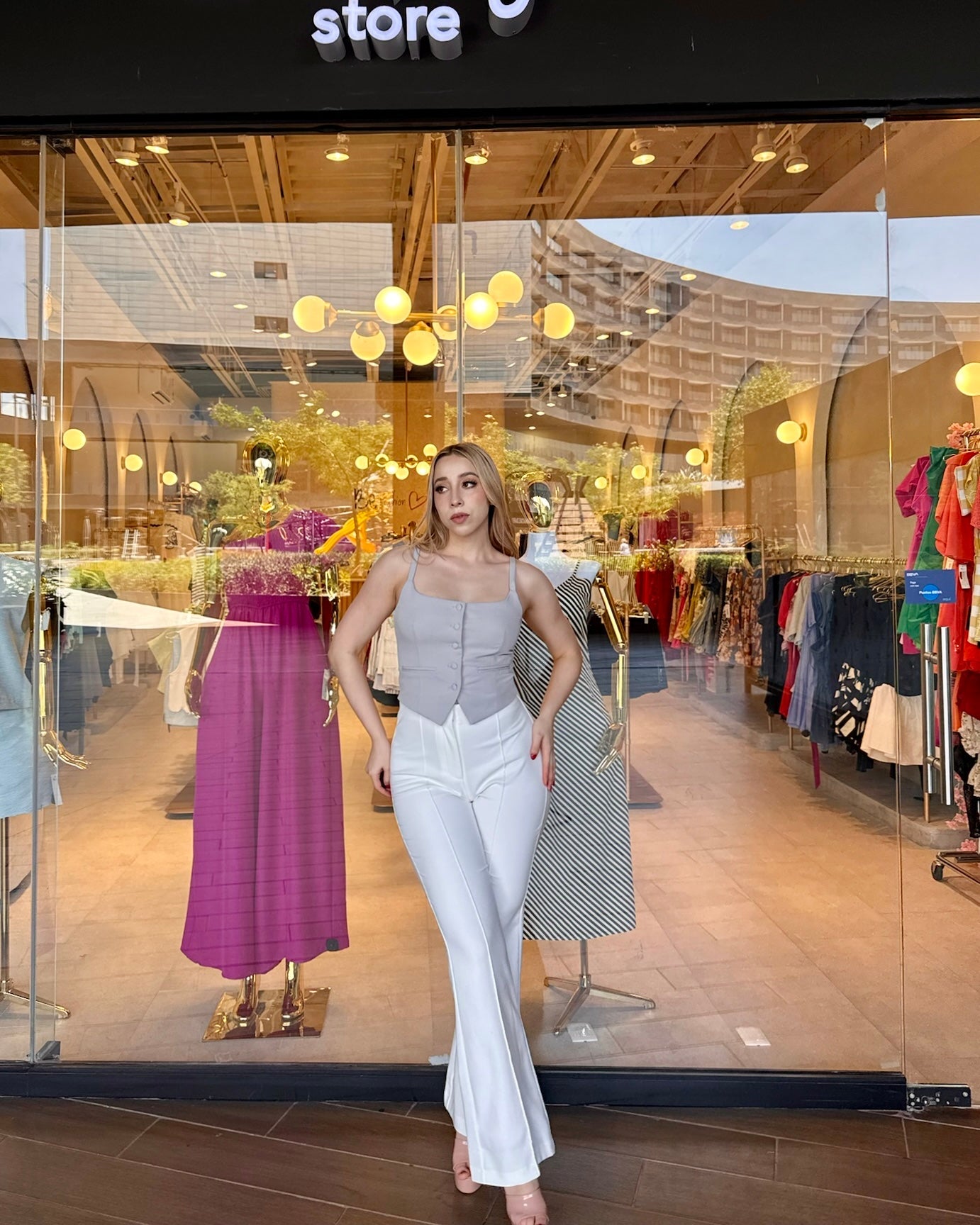 Top crop de tirantes y escote cuadrado - Be Fashion Store