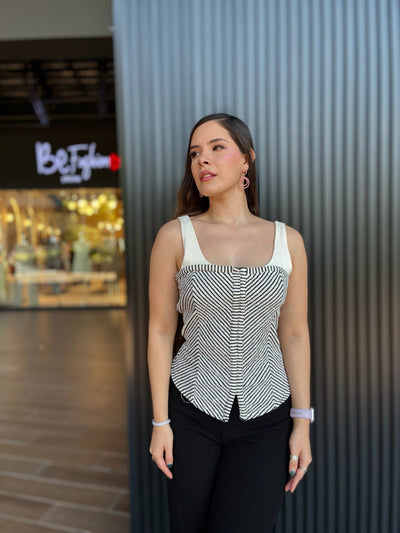 Top en tejido chevron bicolor - Be Fashion Store