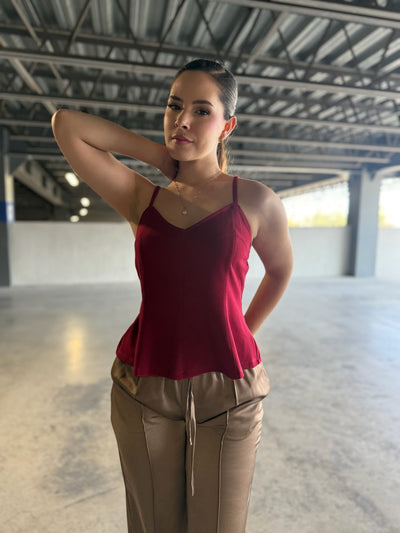 Top peplum burdeos tirantes finos - Be Fashion Store