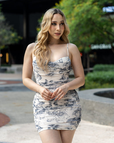 Vestido corto drapeado escote corazón - Be Fashion Store