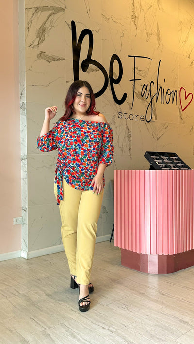 Blusa plus de manga 3/4 estampado floral - Be Fashion Store